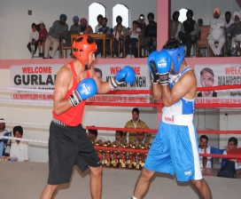 Olympian Boxer Vajinder Singh In Shahi Sports Ring